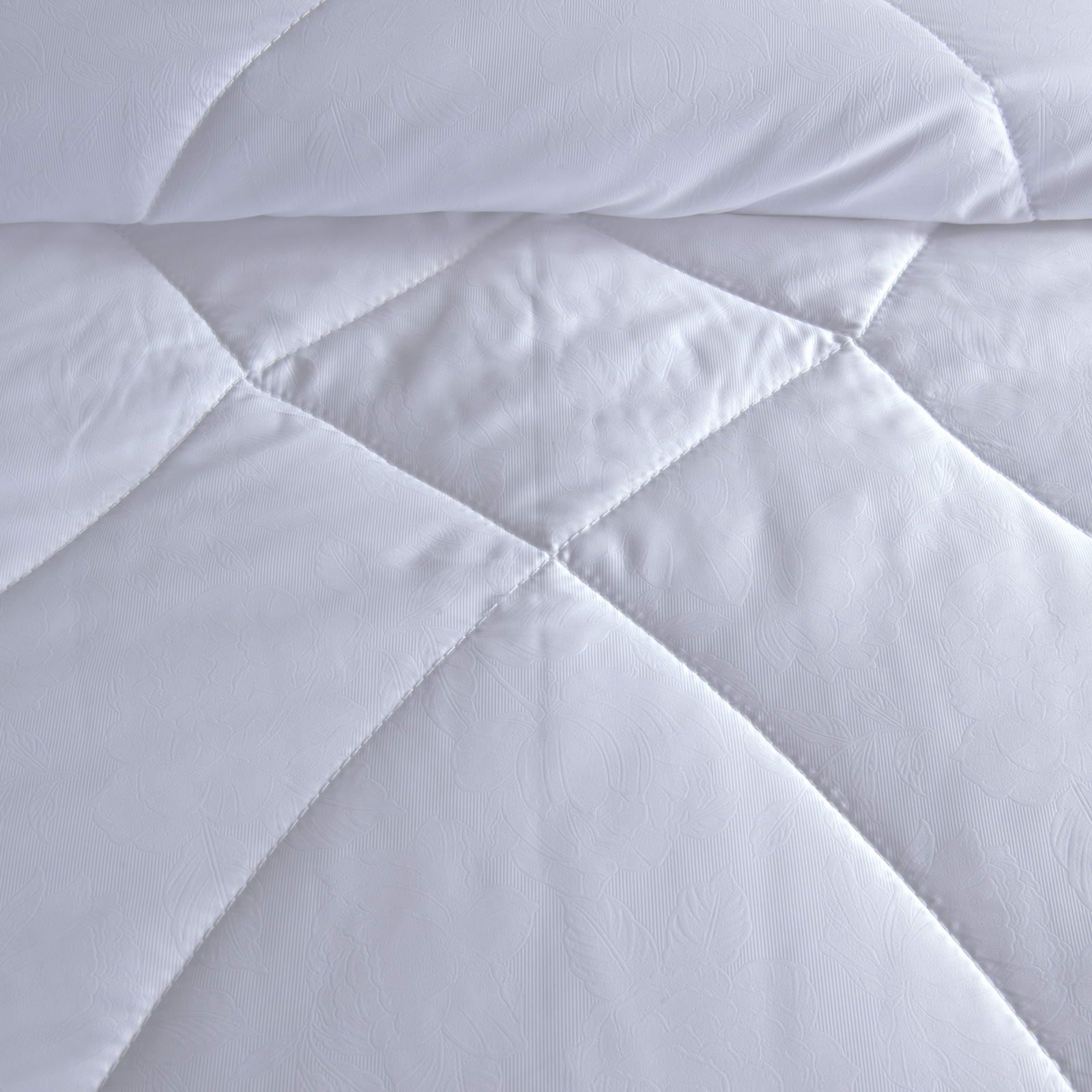 Ламберт (белый) Евро комплект с одеялом 200х220 см