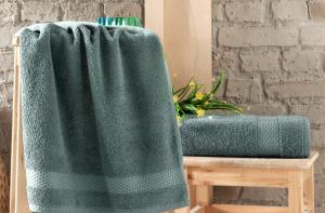 Махровое полотенце для лица KOLIN (темн.зеленый) 50х90 см