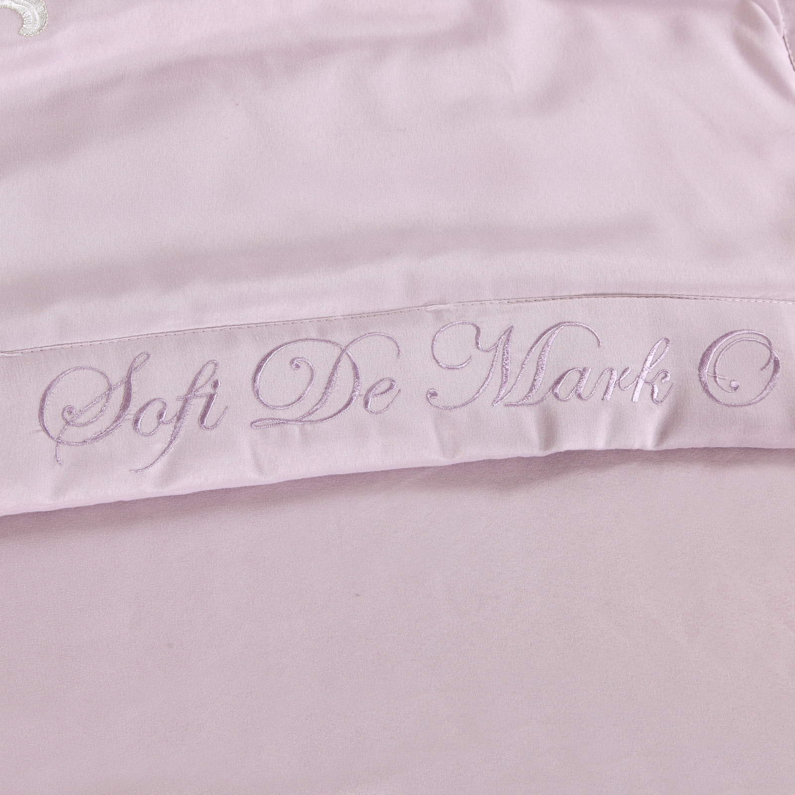 Изида (лиловая) Полутороспальный комплект с одеялом с вышивкой 160х220 см