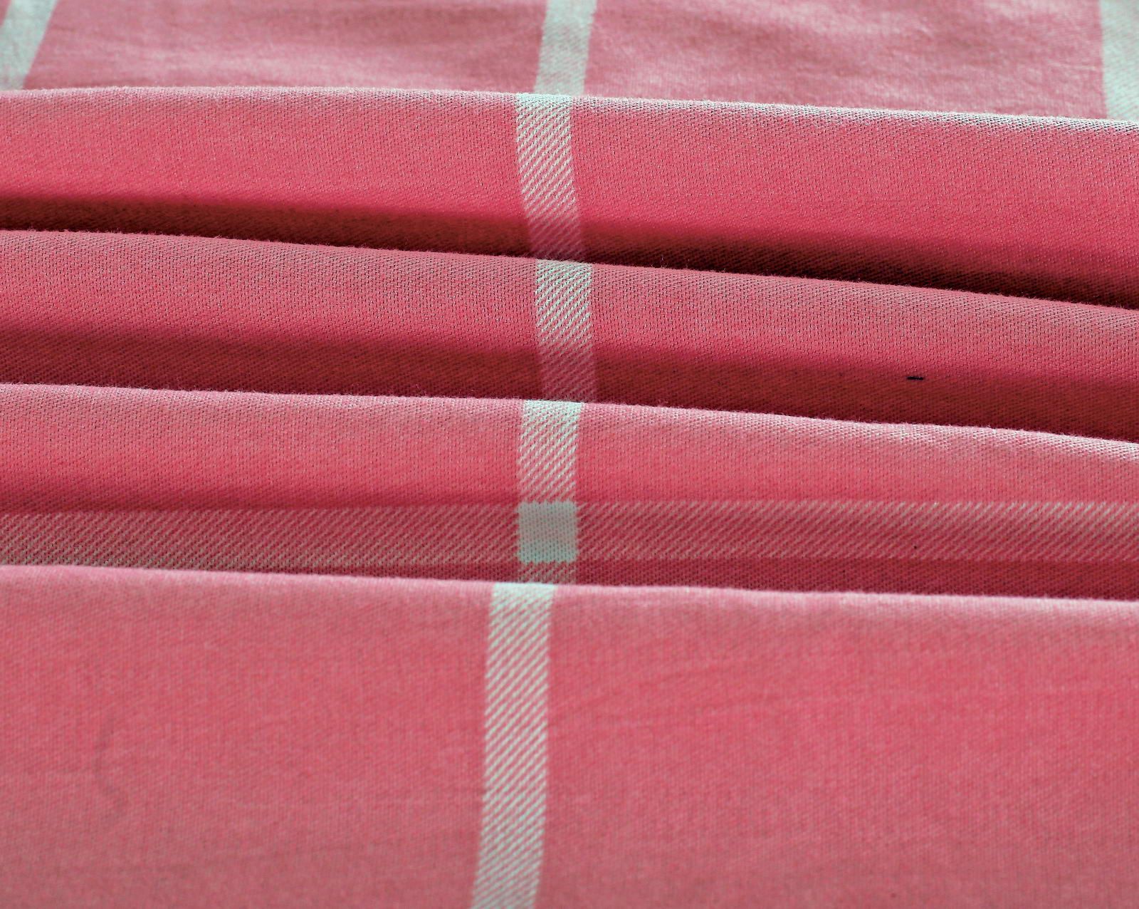 Полутороспальный комплект постельного белья Элман (розовый) КПБ жатка 1.6